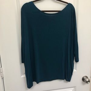 Teal top